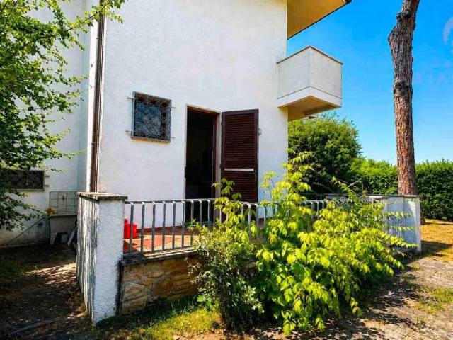 Villa Schiera in vendita a Tonfano, Toscana