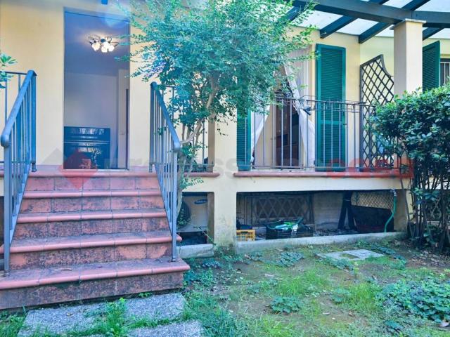 Villa Schiera in vendita a Ponterosso, Pietrasanta