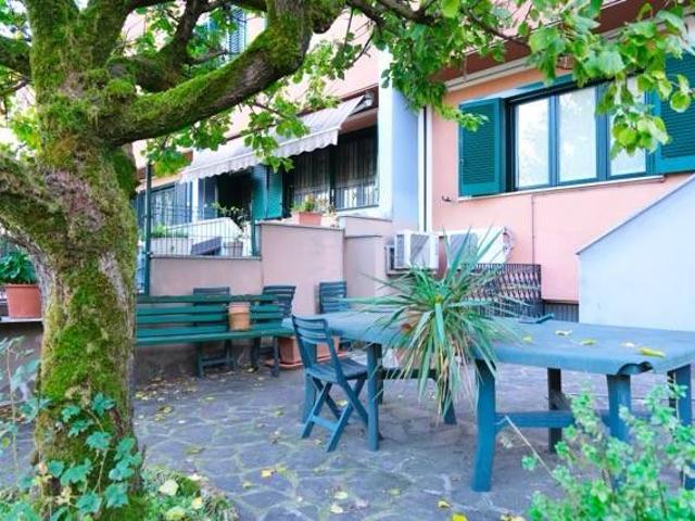Villa Schiera in vendita a Pieve Emanuele, Lombardia