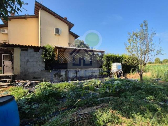 Villa Schiera in vendita a Pizzighettone, Lombardia