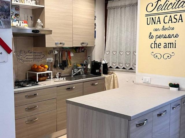 Villa Schiera in vendita a Unione di comuni Montana Lunigiana, Podenzana
