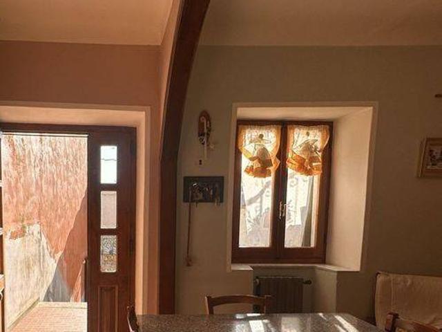 Villa Schiera in vendita a Unione di comuni Montana Lunigiana, Podenzana