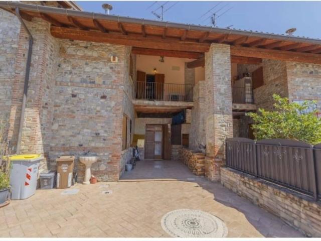 Villa Schiera in vendita a Maiano, Podenzano
