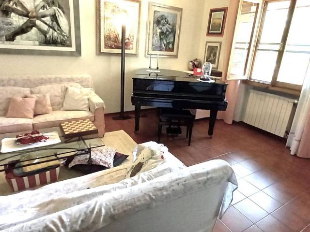 Villa Schiera in vendita a Poggetto, Poggio A Caiano