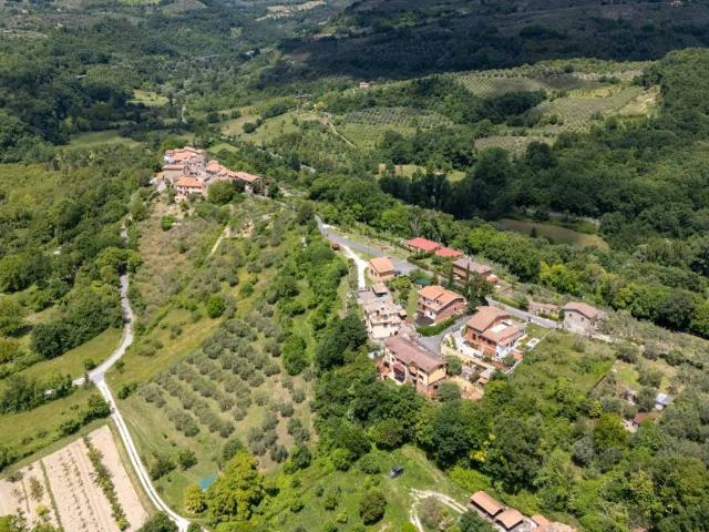 Villa Schiera in vendita a Poggio Moiano, Lazio