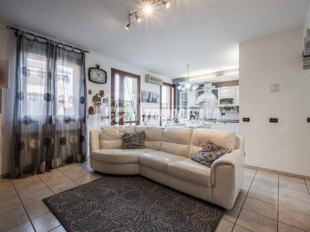 Villa Schiera in vendita a Unione Alto Ferrarese, Poggio Renatico