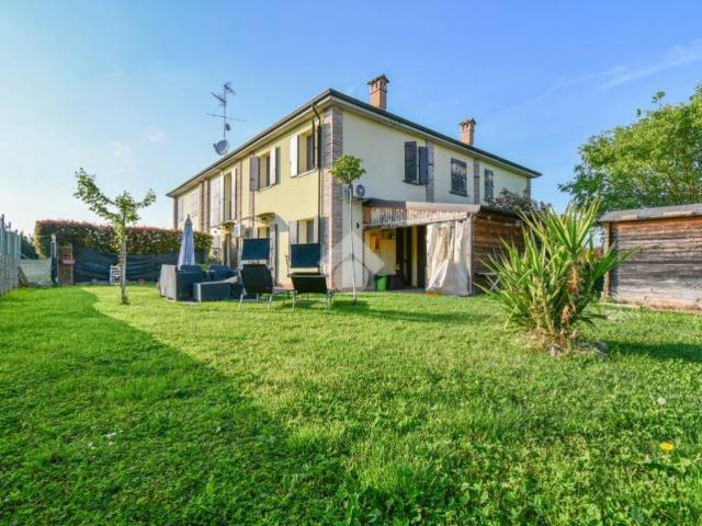 Villa Schiera in vendita a Unione Alto Ferrarese, Poggio Renatico