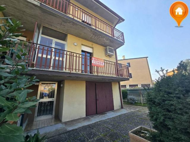 Villa Schiera in vendita a Unione Alto Ferrarese, Poggio Renatico