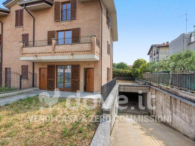 Villa Schiera in vendita a Bettolino, Pogliano Milanese