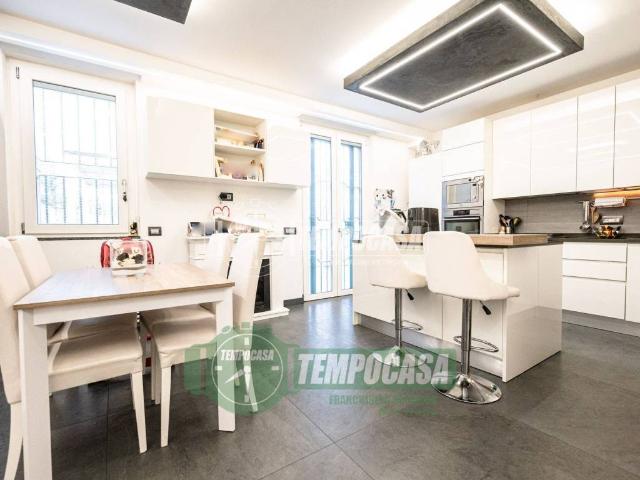 Villa Schiera in vendita a Pogliano Milanese, Lombardia