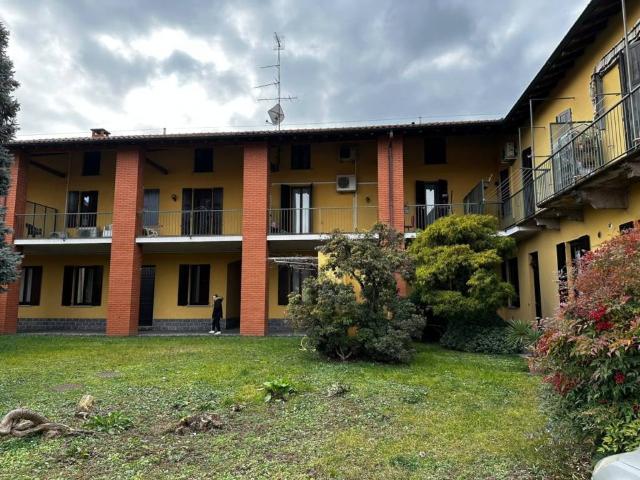 Villa Schiera in vendita a Bettolino, Pogliano Milanese