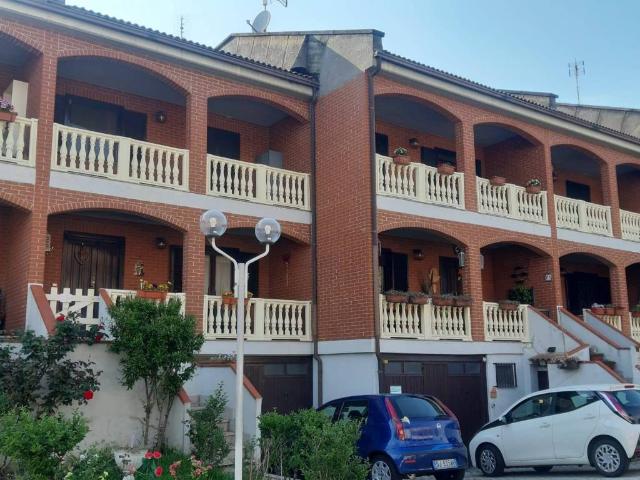 Villa Schiera in vendita a Marocchi, Piemonte