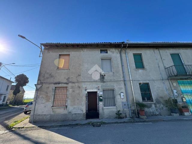Villa Schiera in vendita a Polesine Zibello, Zibello