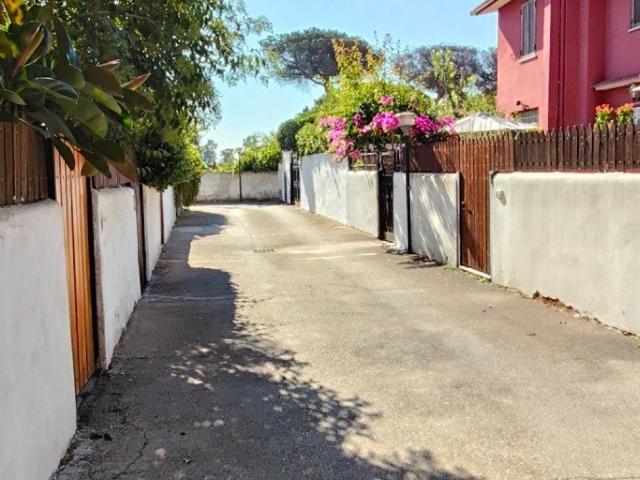 Villa Schiera in vendita a Martin Pescatore, Pomezia