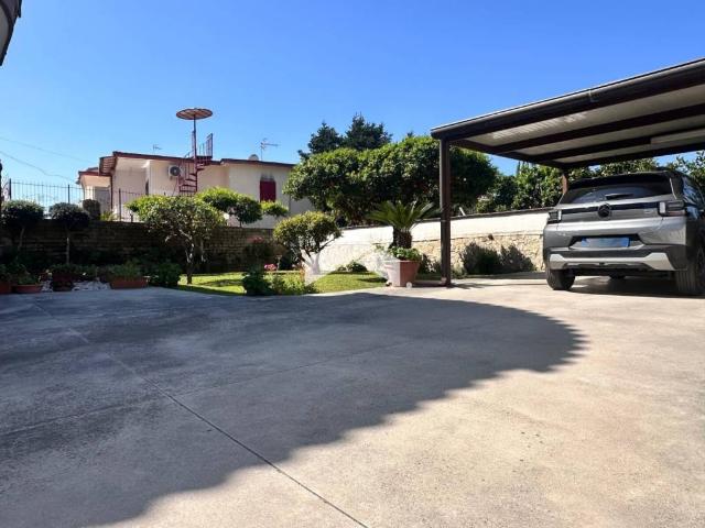 Villa Schiera in vendita a Pomigliano D'arco, Campania