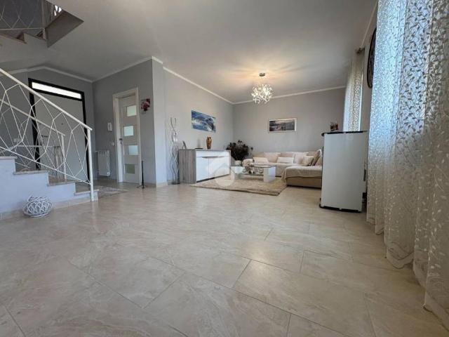 Villa Schiera in vendita a Pompiano, Lombardia