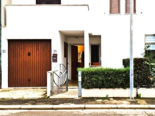 Villa Schiera in vendita a Ponsacco, Toscana