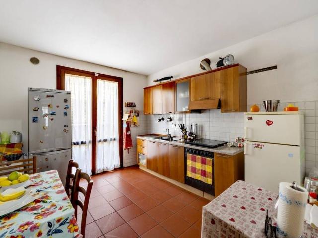 Villa Schiera in vendita a Le Melorie, Ponsacco