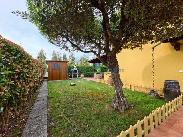 Villa Schiera in vendita a Albinatico, Ponte Buggianese