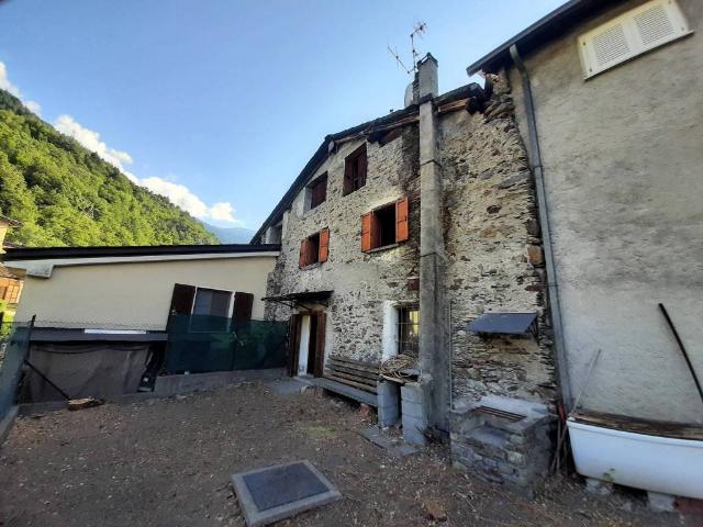 Villa Schiera in vendita a Ponte In Valtellina, Lombardia