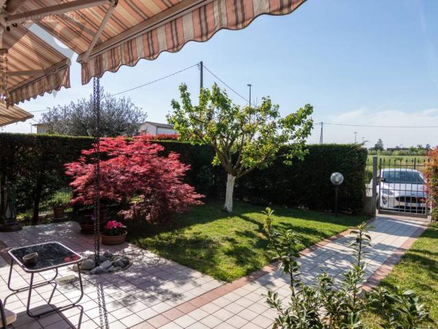 Villa Schiera in vendita a Roncaglia, Ponte San Nicolò