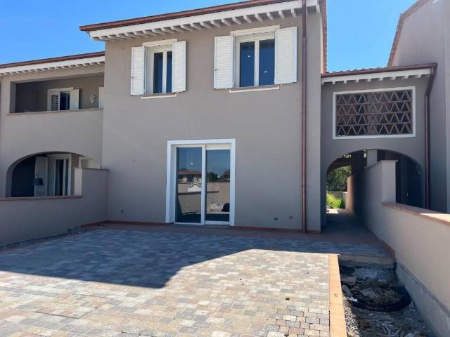 Villa Schiera in vendita a Santa Lucia, Pontedera