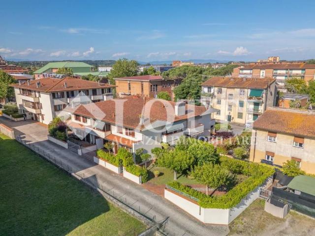 Villa Schiera in vendita a Oltrera, Pontedera