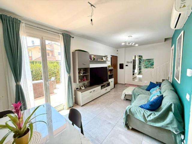 Villa Schiera in vendita a Pontedera, Toscana