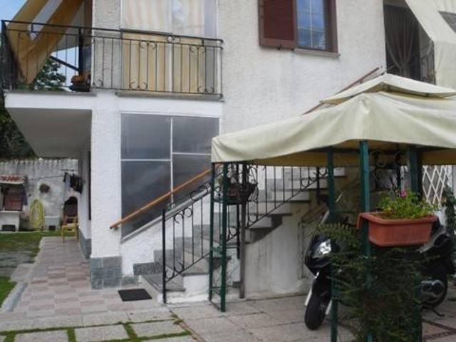 Villa Schiera in vendita a Pontinvrea, Liguria