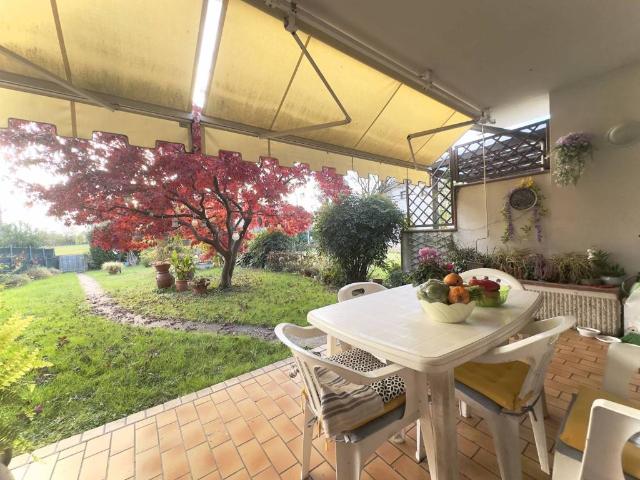 Villa Schiera in vendita a Paderno, Zanella