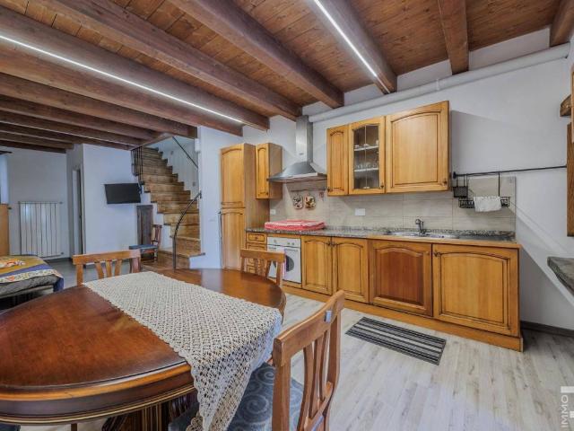 Villa Schiera in vendita a Poppi, Toscana
