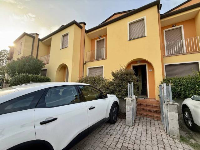 Villa Schiera in vendita a Rughi, Porcari