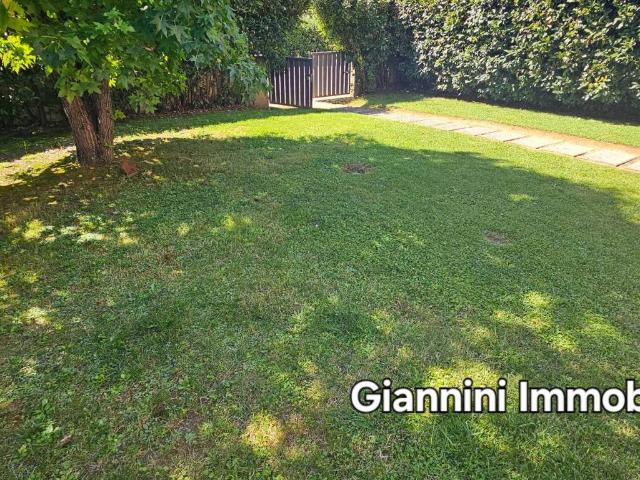 Villa Schiera in vendita a Rughi, Porcari