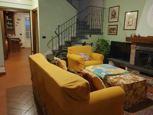 Villa Schiera in vendita a Porcari, Toscana