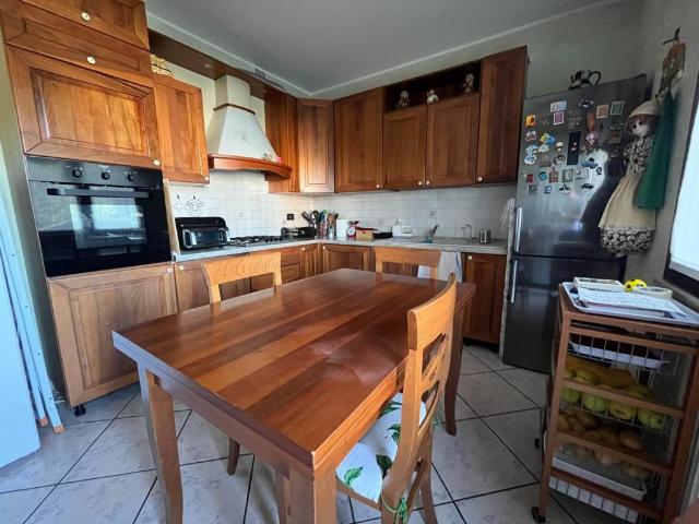 Villa Schiera in vendita a Pordenone, Friuli-Venezia Giulia