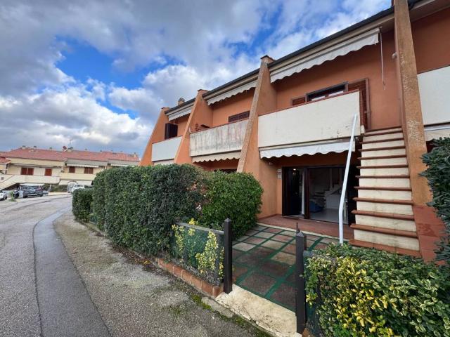 Villa Schiera in vendita a Porto Azzurro, Toscana