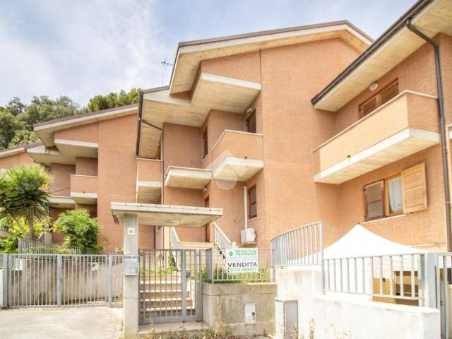 Villa Schiera in vendita a Marche, Fermo
