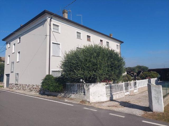 Villa Schiera in vendita a Porto Viro, Veneto
