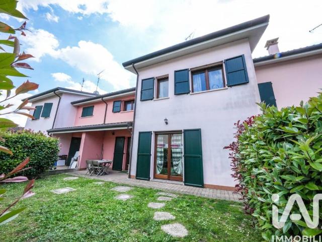 Villa Schiera in vendita a Portomaggiore, Reggio Emilia