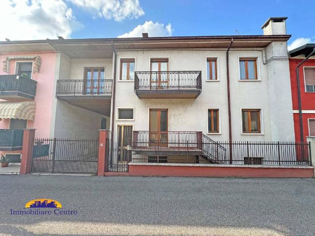 Villa Schiera in vendita a Povegliano Veronese, Veneto