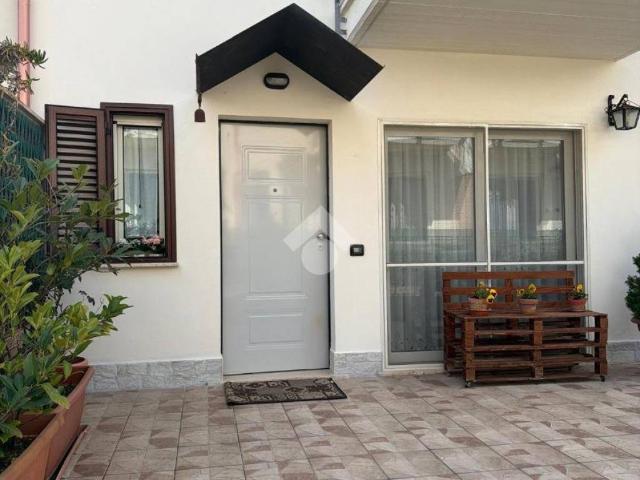 Villa Schiera in vendita a Pozzilli, Molise