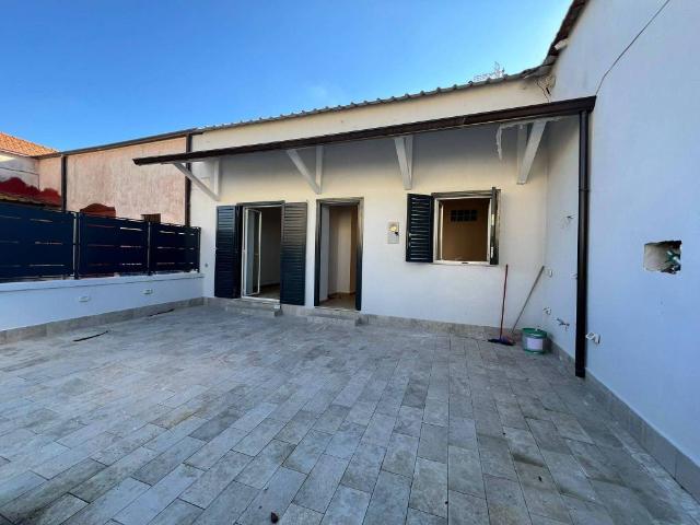 Villa Schiera in vendita a Pozzuoli, Campania