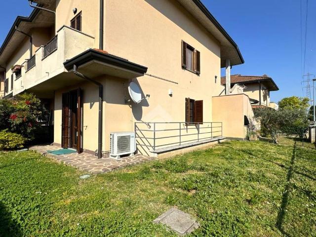 Villa Schiera in vendita a Pozzuolo Martesana, Lombardia