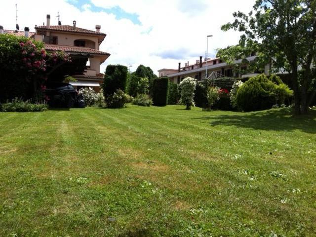 Villa Schiera in vendita a Le Calvane, Prato