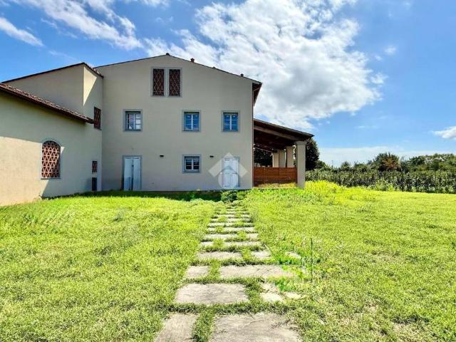 Villa Schiera in vendita a Casale, Prato