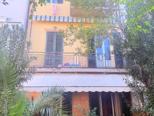 Villa Schiera in vendita a I lecci, Prato