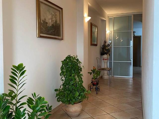 Villa Schiera in vendita a Prato, Toscana