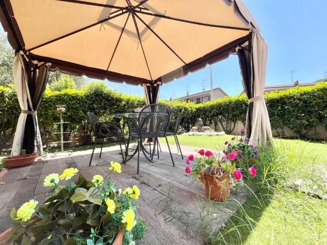 Villa Schiera in vendita a Prato, Toscana