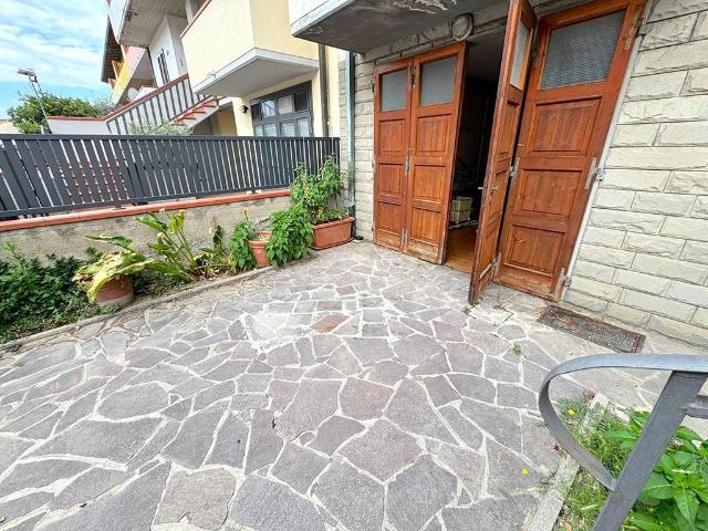 Villa Schiera in vendita a Prato, Toscana