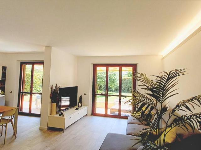 Villa Schiera in vendita a Prato, Toscana